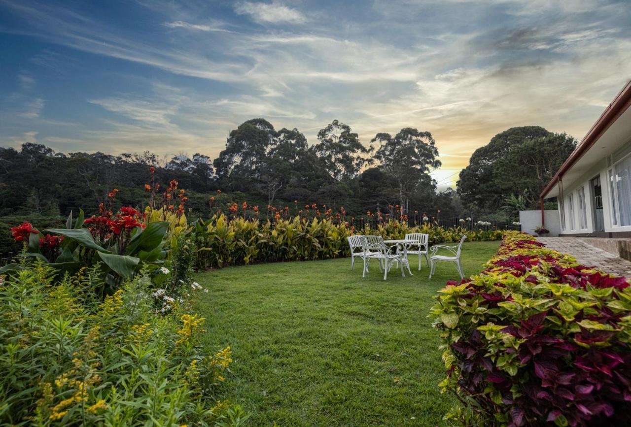 נוארה אליה Galway Heights Hotel מראה חיצוני תמונה