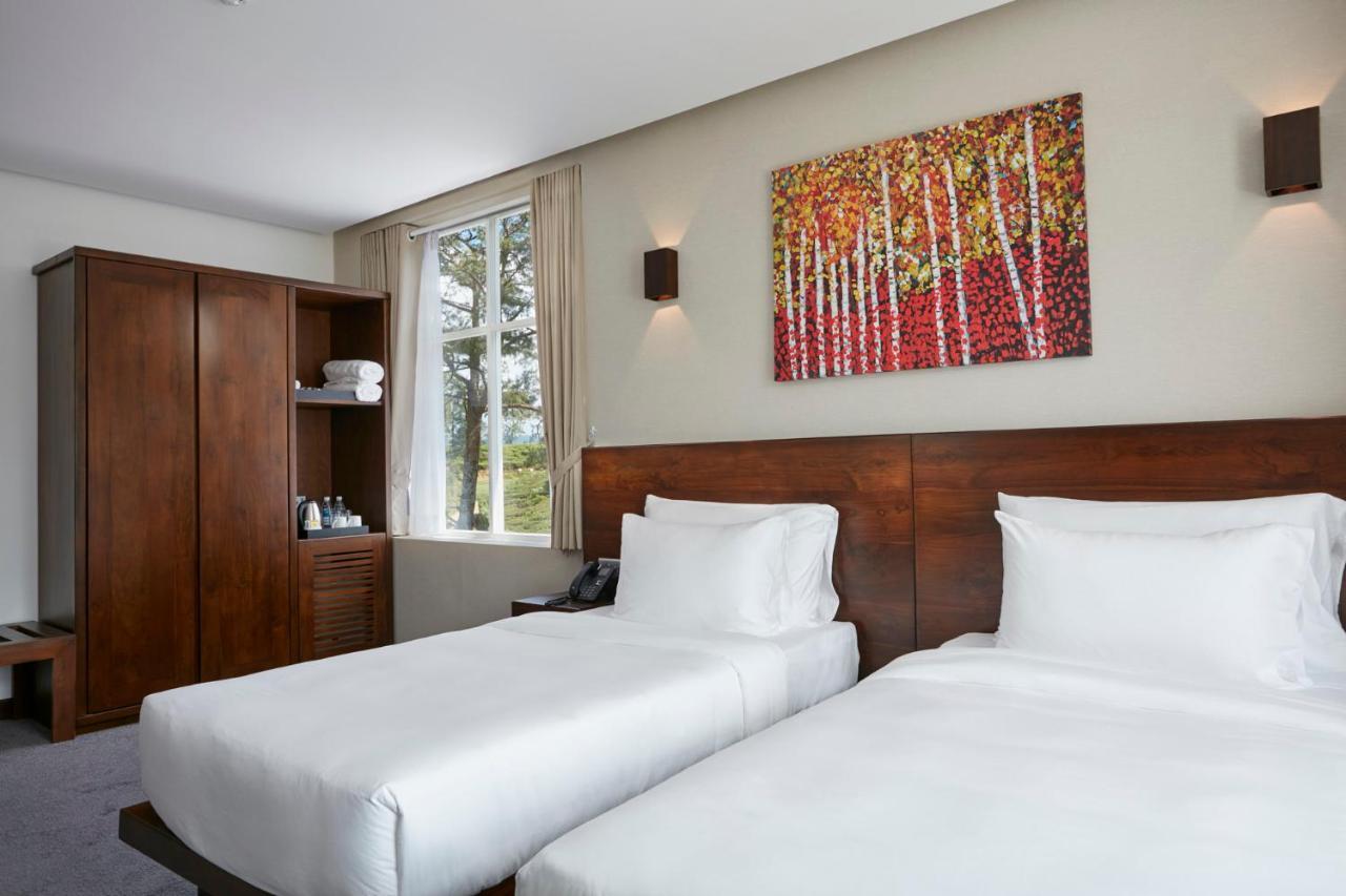 נוארה אליה Galway Heights Hotel מראה חיצוני תמונה