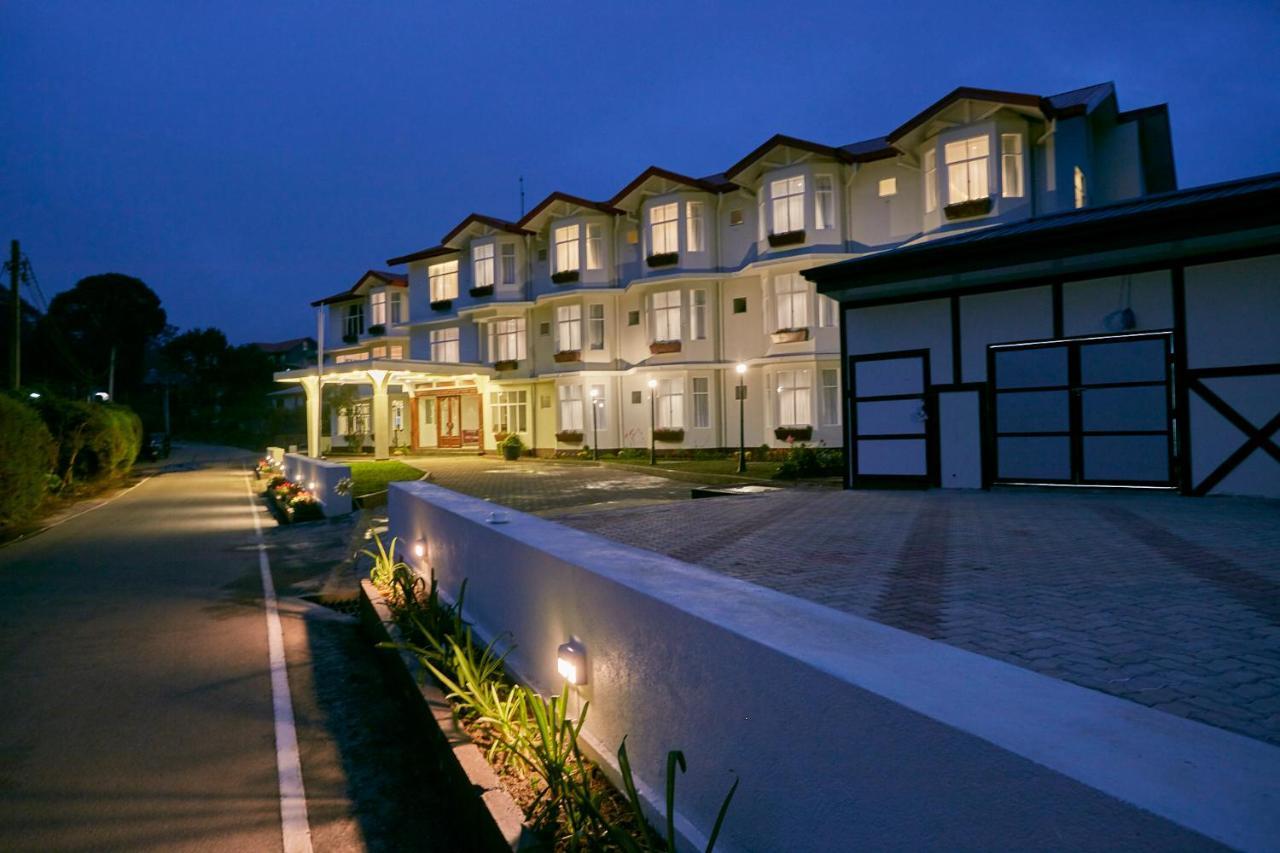 נוארה אליה Galway Heights Hotel מראה חיצוני תמונה